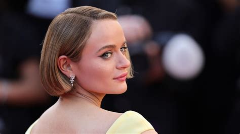faux bob prada